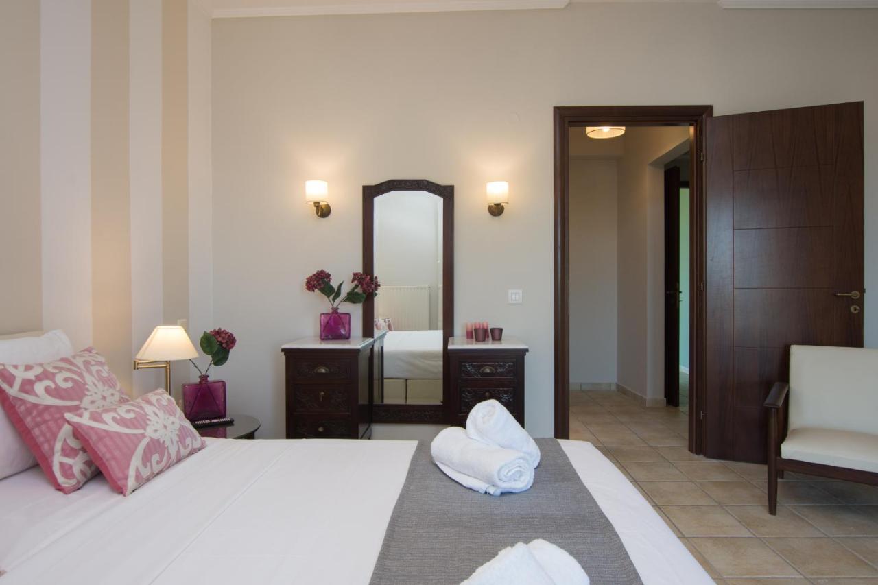 Golden Coast Boutique - Luxury Living Aparthotel Kypseli Exterior photo