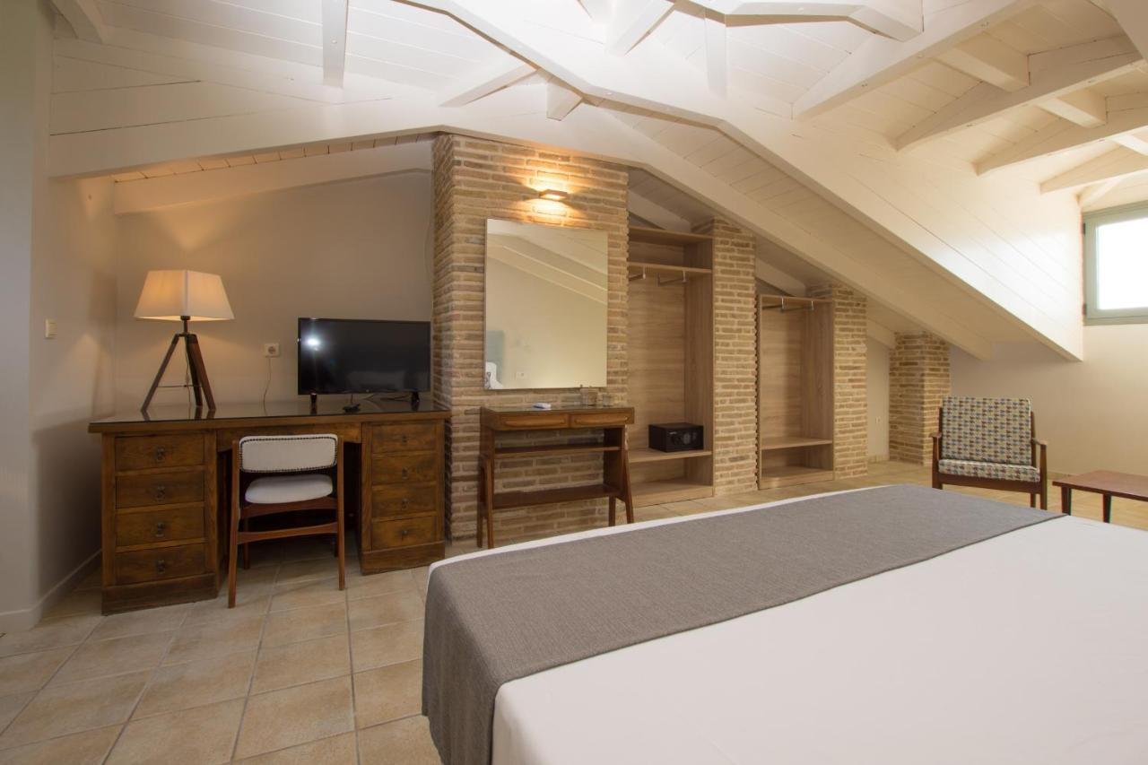 Golden Coast Boutique - Luxury Living Aparthotel Kypseli Exterior photo